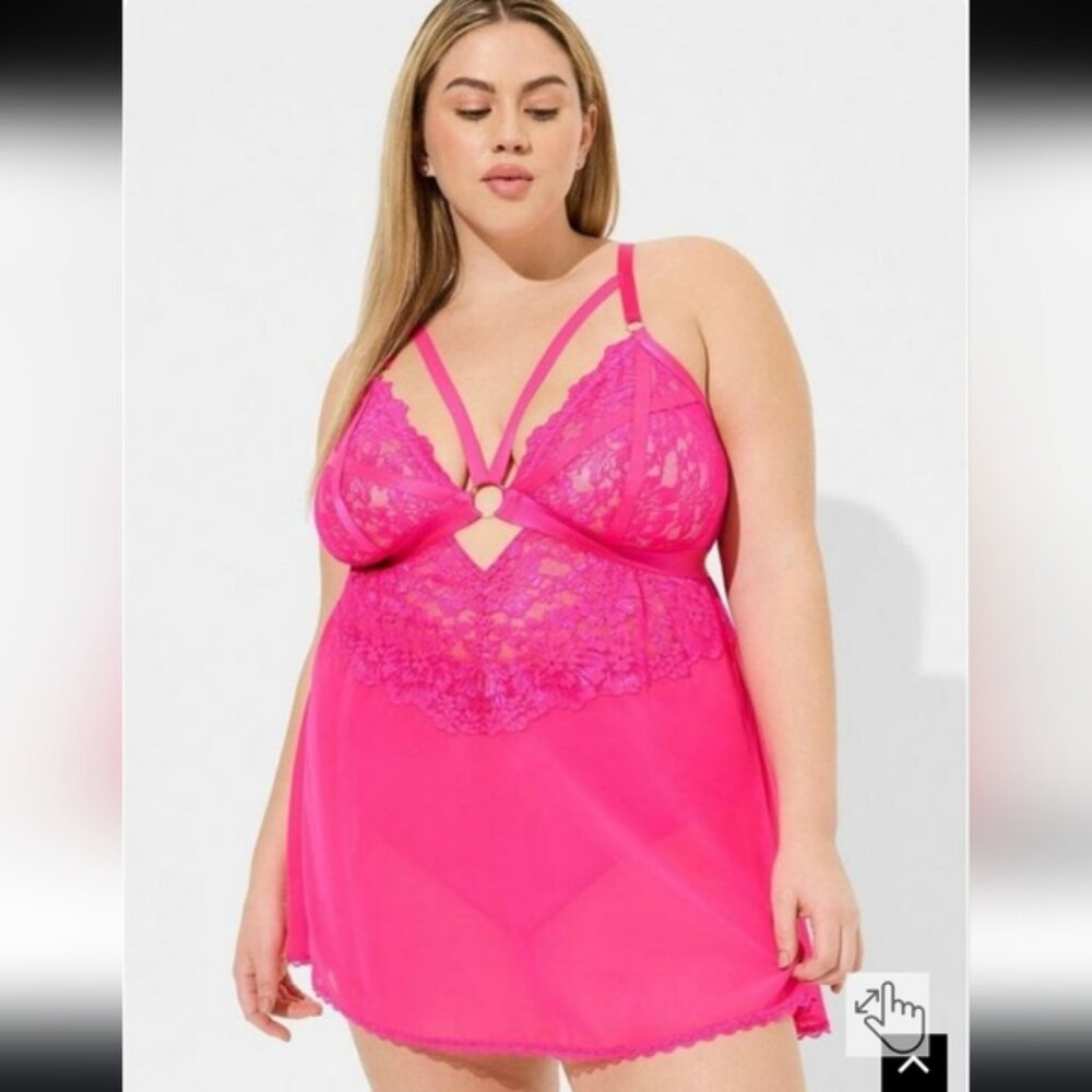 Torrid bright pink Floral Lace Strappy Babydoll size 2x Valentines 🩷💕